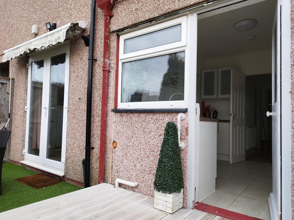 We Love Henbury Bristol Exterior photo